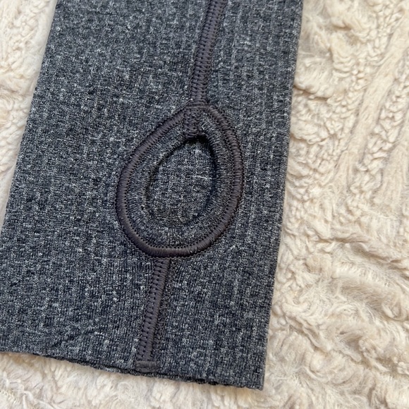 Lululemon Run: Swiftly Tech Long Sleeve Size 8
Tender Violet / Black - Picture 8 of 16